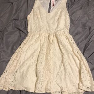 Cream color Mid dress, Never worn